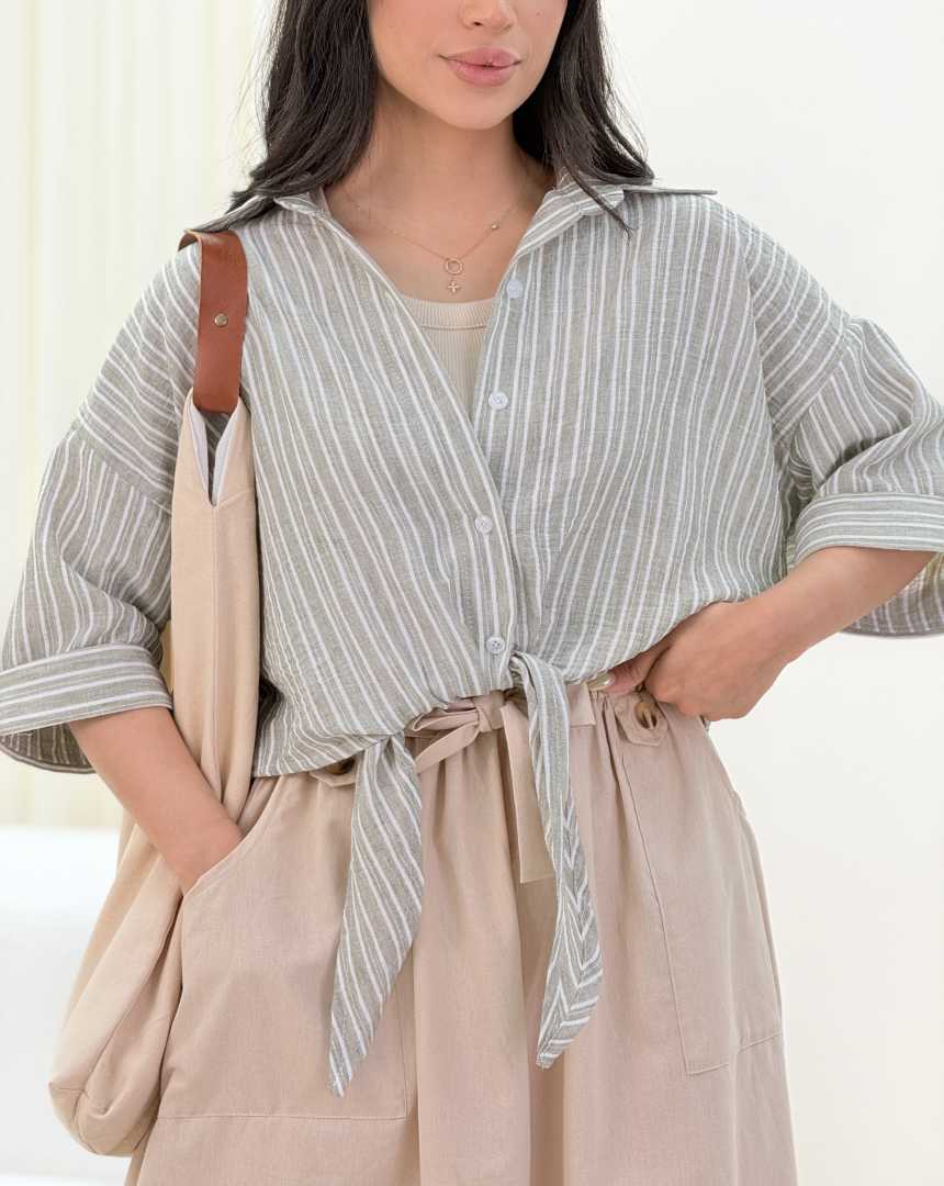 شومیز راه راه جلو گره(1)کد:7336